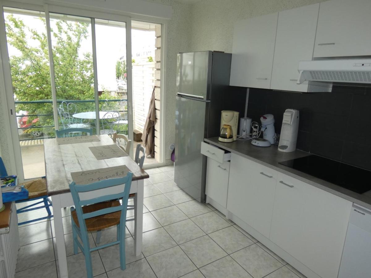 Appartement T3 Avec Terrasses Et Parking Prive En Centre-Ville De Royan, A 200M De La Plage - Fr-1-71-90 Экстерьер фото
