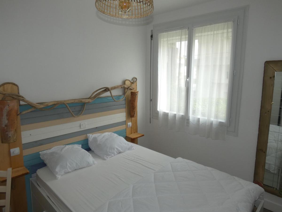 Appartement T3 Avec Terrasses Et Parking Prive En Centre-Ville De Royan, A 200M De La Plage - Fr-1-71-90 Экстерьер фото
